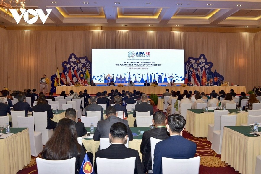 NA Leader Underlines Reinforcing Solidarity and ASEAN's Centrality at AIPA-43 NA Leader Underlines Reinforcing Solidarity and ASEAN's Centrality at AIPA-43
