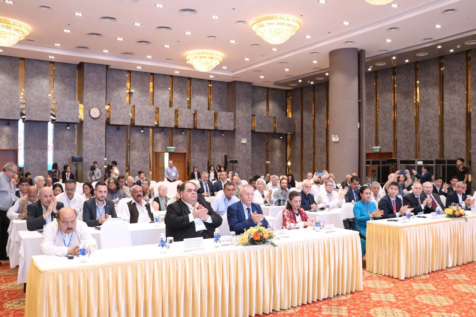 Gặp gỡ Việt Nam: Trao đổi cởi mở, tin cậy về tình hình Việt Nam Gặp gỡ Việt Nam: Trao đổi cởi mở, tin cậy về tình hình Việt Nam