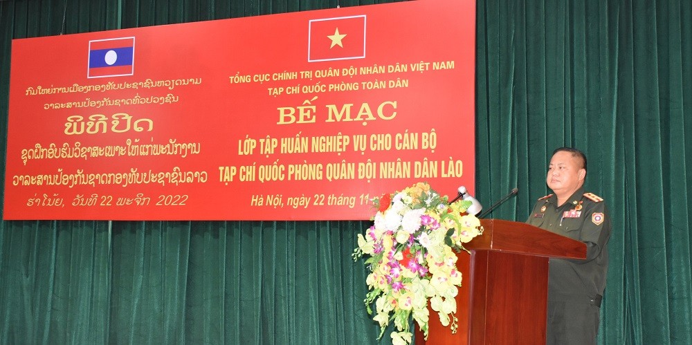 Bế mạc lớp tập huấn nghiệp vụ cho cán bộ Tạp chí Quốc phòng Quân đội nhân dân Lào Bế mạc lớp tập huấn nghiệp vụ cho cán bộ Tạp chí Quốc phòng Quân đội nhân dân Lào