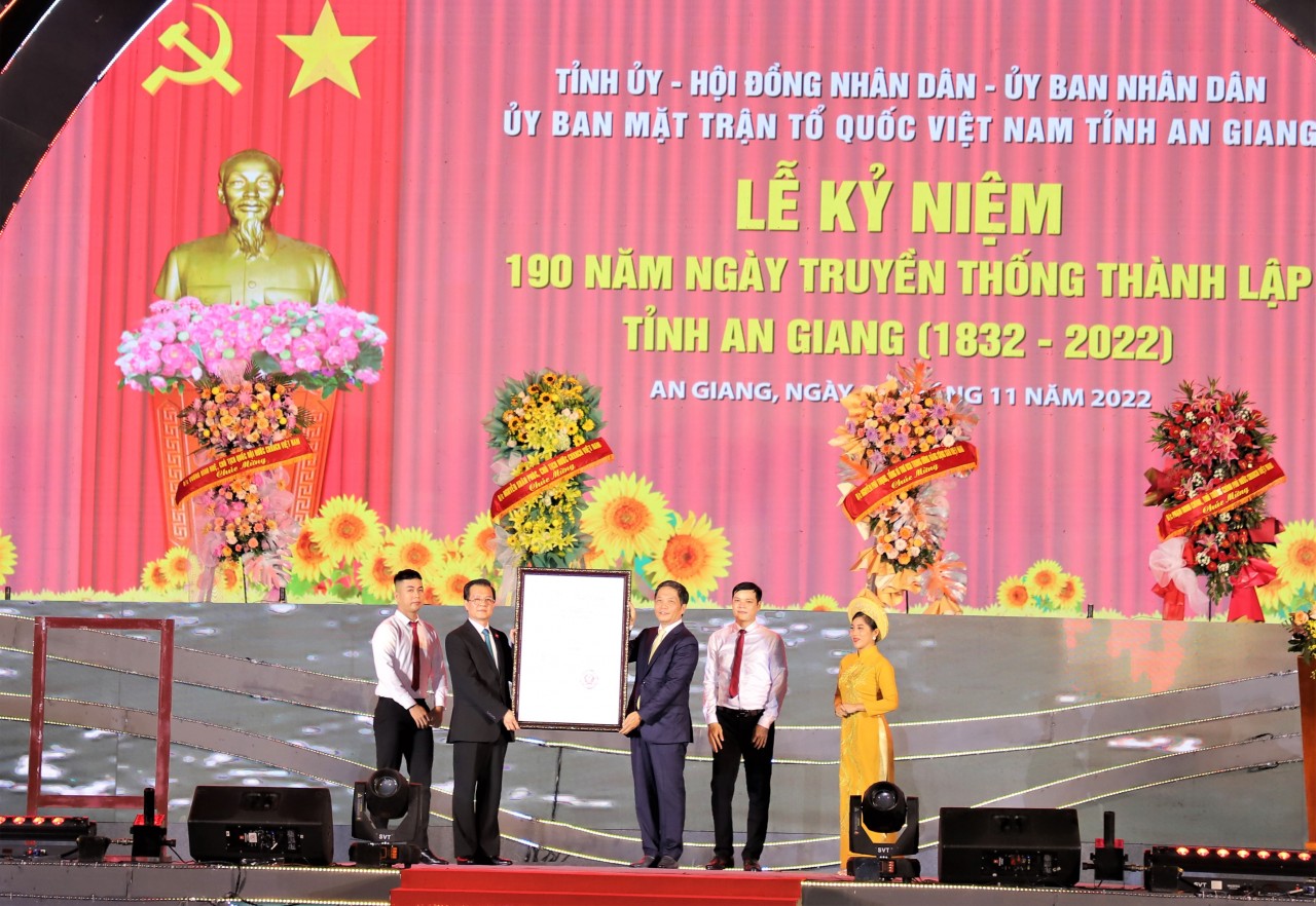 An Giang long trọng tổ chức kỷ niệm 190 năm thành lập tỉnh An Giang long trọng tổ chức kỷ niệm 190 năm thành lập tỉnh