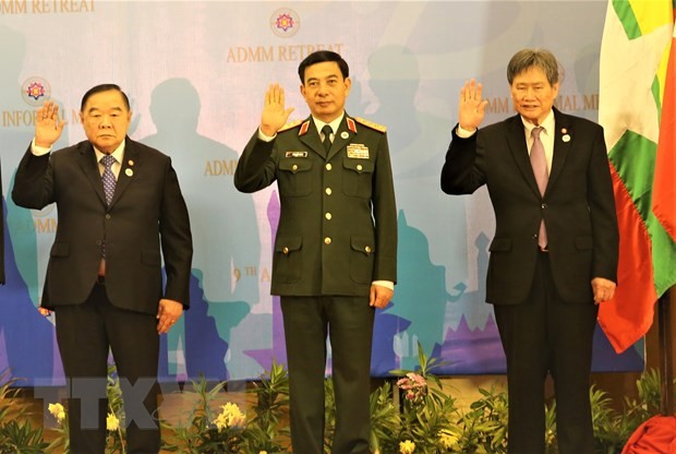 ASEAN cần nhất quán về lập trường nguyên tắc trong vấn đề Biển Đông | Chính trị | Vietnam+ (VietnamPlus) ASEAN cần nhất quán về lập trường nguyên tắc trong vấn đề Biển Đông | Chính trị | Vietnam+ (VietnamPlus)