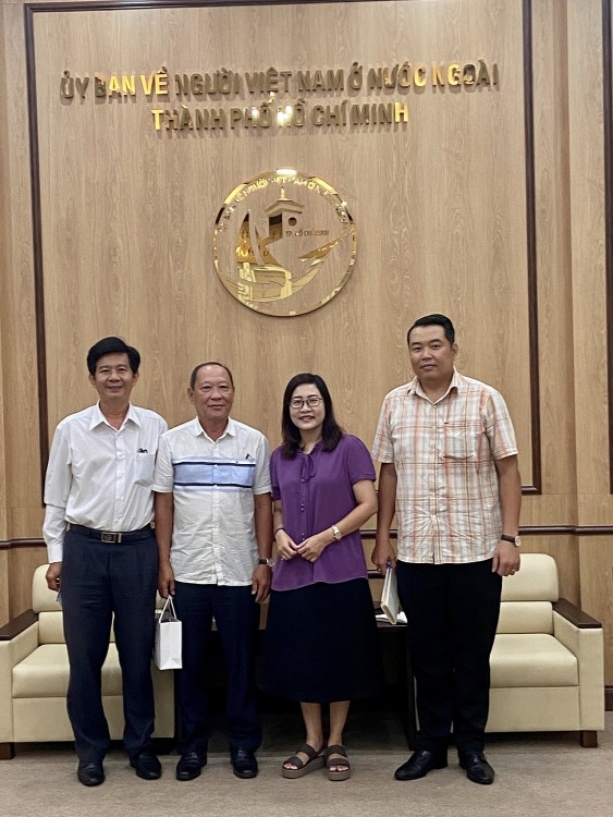 Tăng cường phối hợp thực hiện tốt hơn nữa công tác về người Việt Nam ở nước ngoài Tăng cường phối hợp thực hiện tốt hơn nữa công tác về người Việt Nam ở nước ngoài