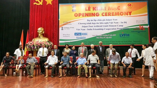 Ấn Độ hỗ trợ 2,4 tỷ đồng kỹ thuật lắp chi giả miễn phí cho 250 người khuyết tật tại tỉnh Đắk Lắk Ấn Độ hỗ trợ 2,4 tỷ đồng kỹ thuật lắp chi giả miễn phí cho 250 người khuyết tật tại tỉnh Đắk Lắk