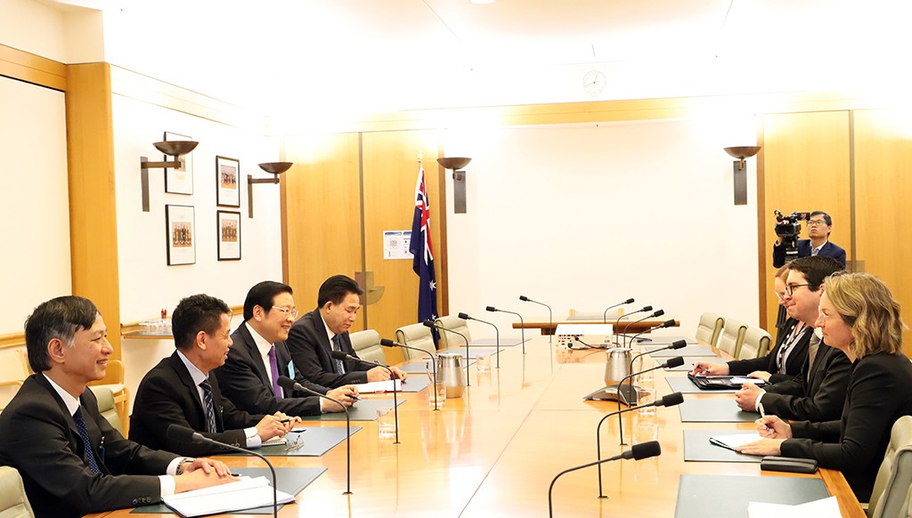 Đoàn đại biểu cấp cao Đảng ta thăm, làm việc tại Australia Đoàn đại biểu cấp cao Đảng ta thăm, làm việc tại Australia