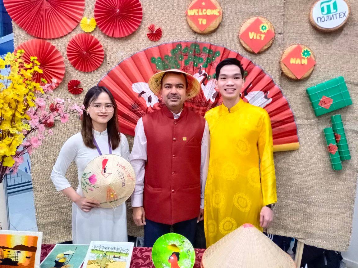 Vietnam Joins Jubilee Friendship Festival at Russia's Polytechnic University Vietnam Joins Jubilee Friendship Festival at Russia's Polytechnic University
