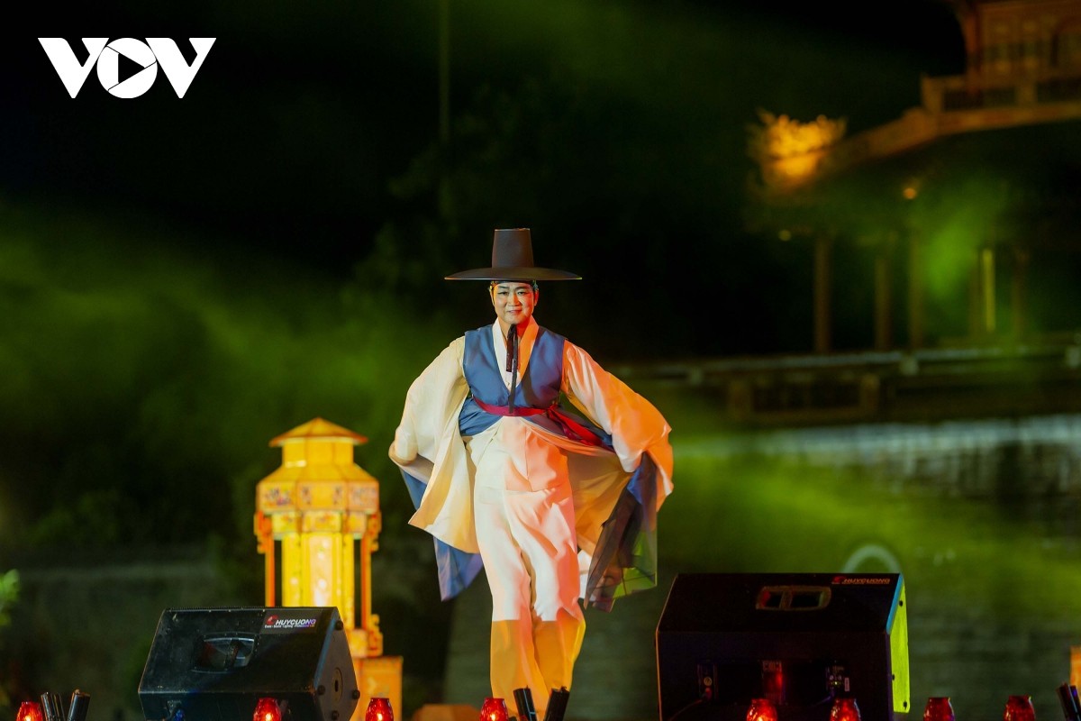"Vũ khúc giao hòa" - Sự kiện mở đầu trong khuôn khổ Festival mùa đông tại Huế "Vũ khúc giao hòa" - Sự kiện mở đầu trong khuôn khổ Festival mùa đông tại Huế