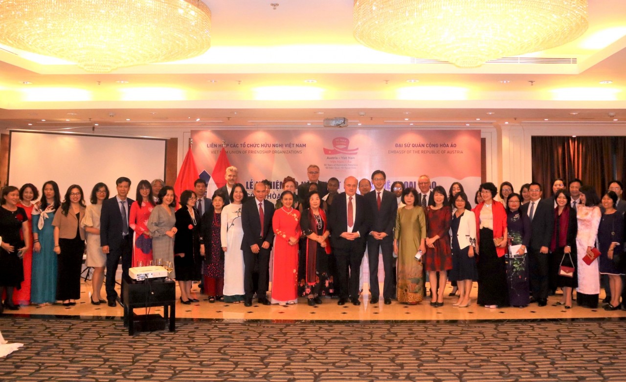 Thúc đẩy quan hệ hữu nghị và hợp tác Việt Nam - Áo phát triển lên tầm cao mới Thúc đẩy quan hệ hữu nghị và hợp tác Việt Nam - Áo phát triển lên tầm cao mới