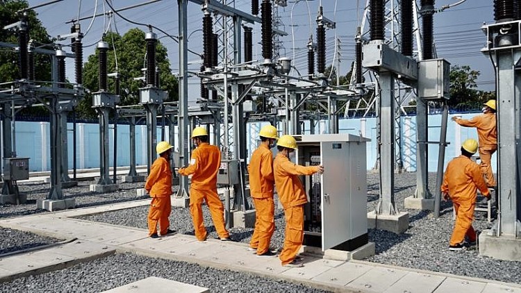 EVN tập trung tiết kiệm chi phí đối phó việc giá nhiên liệu đầu vào tăng đột biến EVN tập trung tiết kiệm chi phí đối phó việc giá nhiên liệu đầu vào tăng đột biến