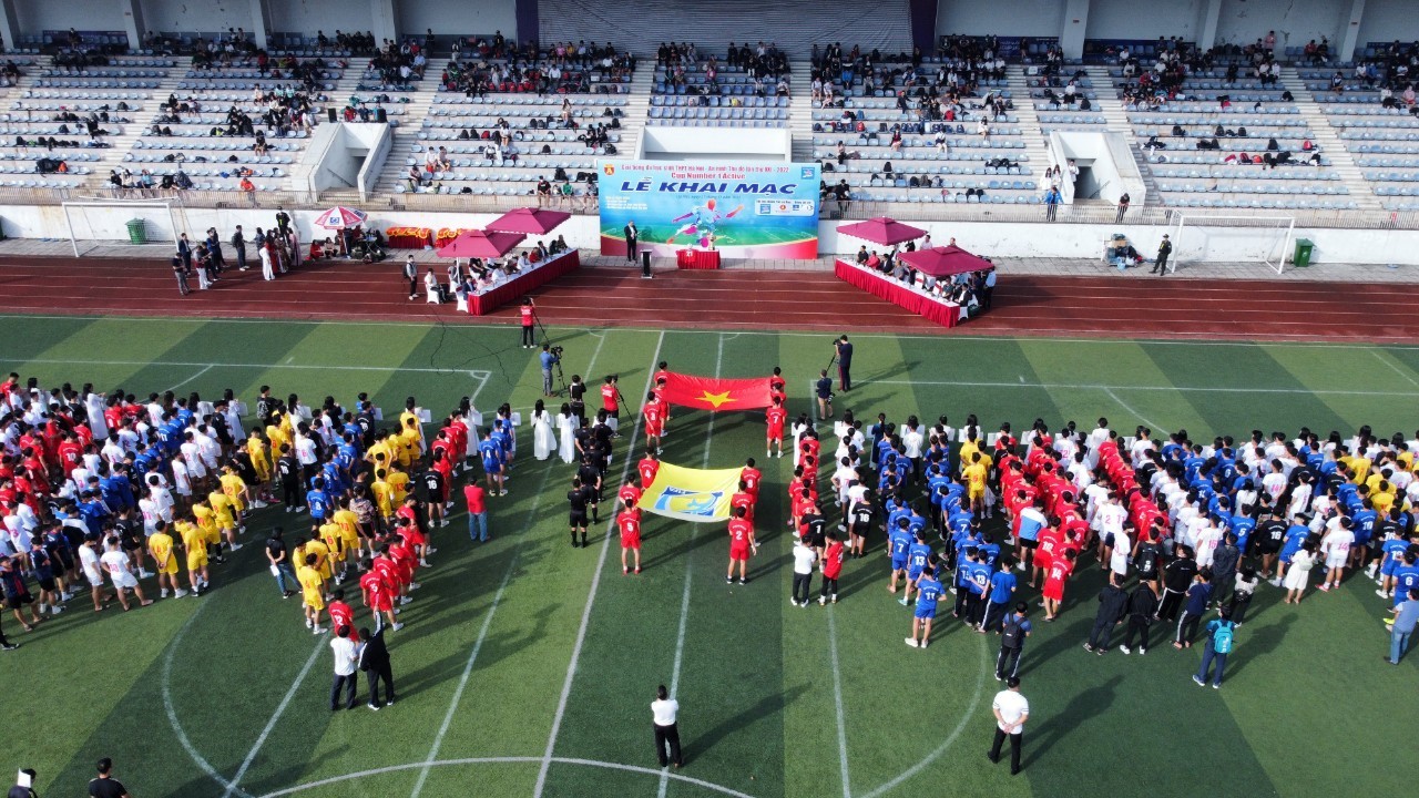 Khai mạc giải bóng đá học sinh THPT Hà Nội - An ninh Thủ đô lần thứ XXI - 2022 Cúp Number 1 Active và sức nóng trận đầu tiên Khai mạc giải bóng đá học sinh THPT Hà Nội - An ninh Thủ đô lần thứ XXI - 2022 Cúp Number 1 Active và sức nóng trận đầu tiên