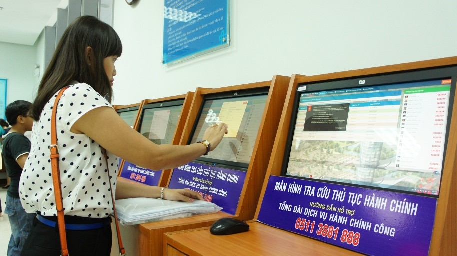 Góp ý giải quyết thủ tục hành chính, cung cấp dịch vụ công Góp ý giải quyết thủ tục hành chính, cung cấp dịch vụ công
