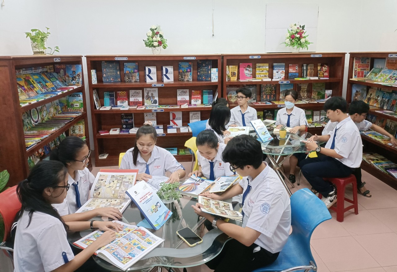 Khai trương “Không gian sách tiếng Pháp” tại Thư viện TP Cần Thơ Khai trương “Không gian sách tiếng Pháp” tại Thư viện TP Cần Thơ