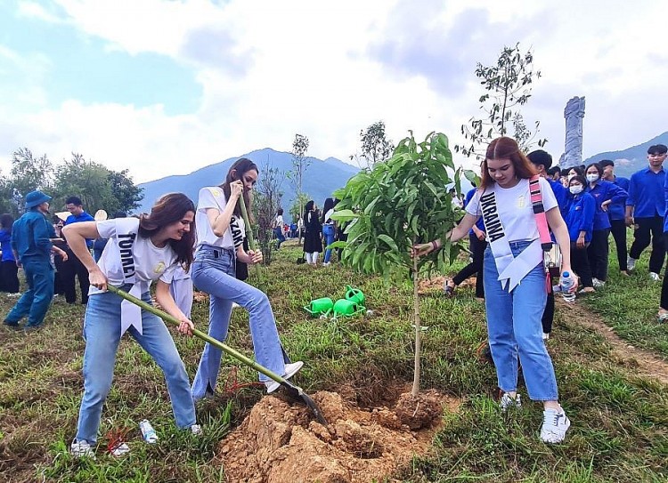 Vĩnh Phúc phấn đấu trồng trên 600.000 cây xanh