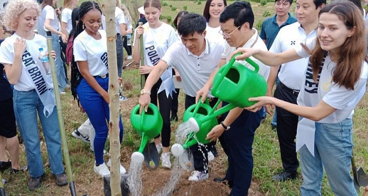 Vĩnh Phúc phấn đấu trồng trên 600.000 cây xanh
