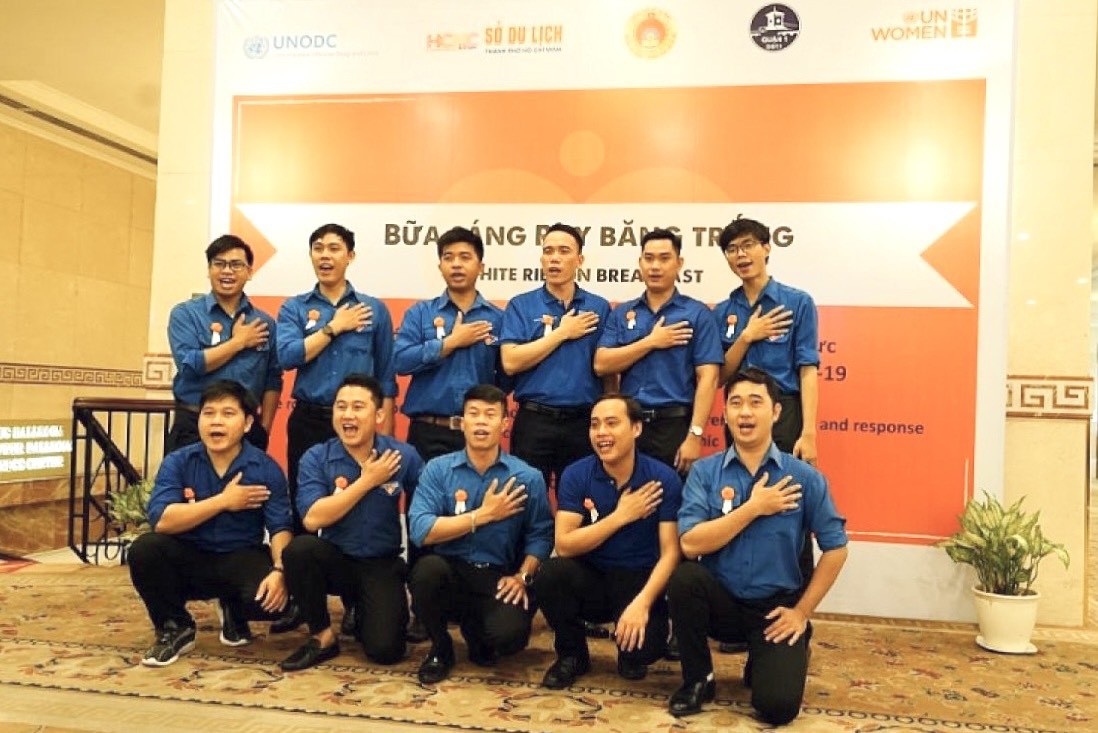 Nâng cao chất lượng dịch vụ hỗ trợ cho phụ nữ và trẻ em di cư an toàn và bị mua bán trở về Nâng cao chất lượng dịch vụ hỗ trợ cho phụ nữ và trẻ em di cư an toàn và bị mua bán trở về