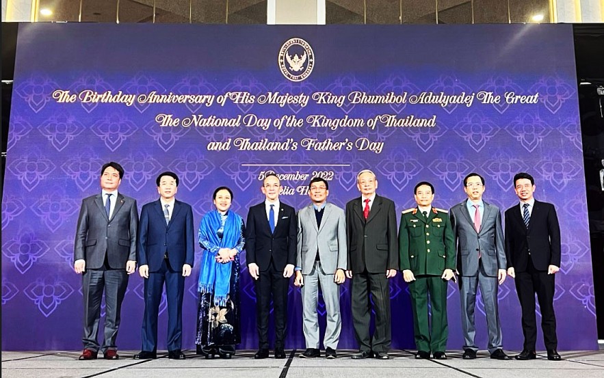 Ceremonial of the National Day of the Kingdom of Thailand and Thailand’s Father’s Day Held in Hanoi Ceremonial of the National Day of the Kingdom of Thailand and Thailand’s Father’s Day Held in Hanoi