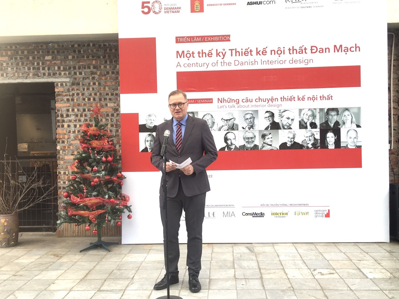 Triển lãm ảnh "Một thế kỷ nội thất Đan Mạch" Triển lãm ảnh "Một thế kỷ nội thất Đan Mạch"