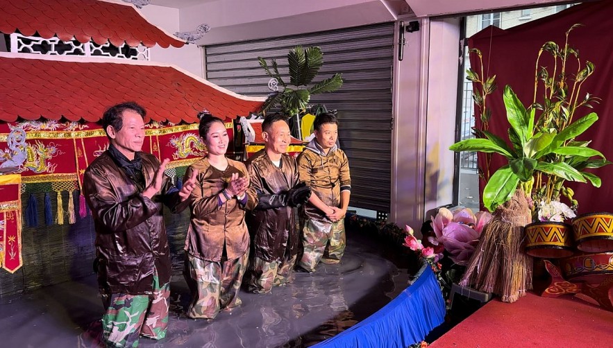Bringing Vietnamese Water Puppetry to the French Masses Vietnamese Water Puppetry Debuts in Paris