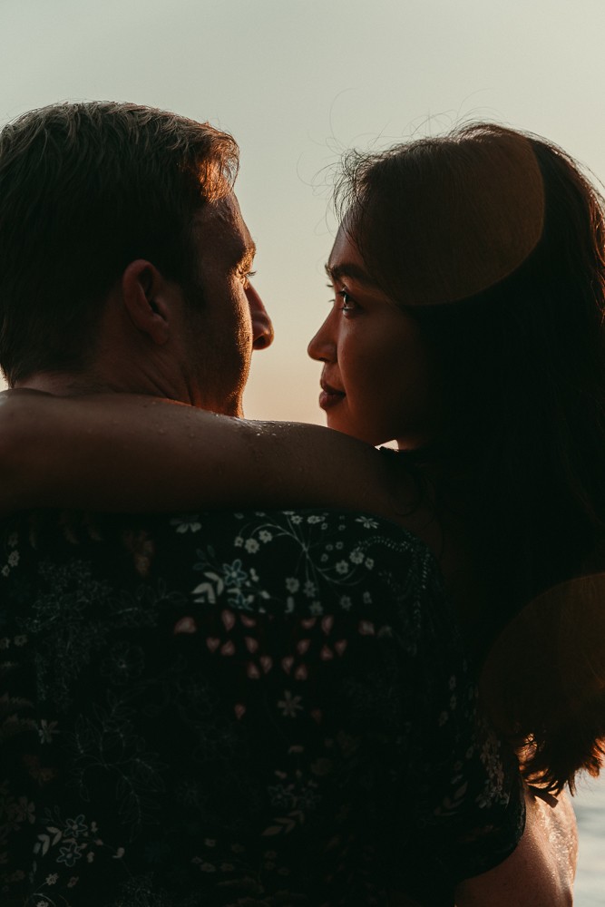 Mei Lou Gani Nguyen, an inspirational maternity photographer shares the insight behind her compelling imagery. Mei Lou Gani Nguyen, an inspirational maternity photographer shares the insight behind her compelling imagery.