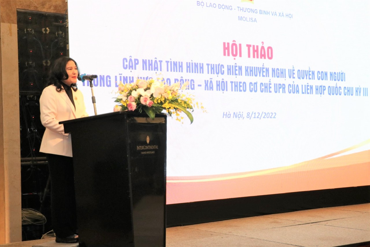 Thứ trưởng Bộ Lao động – Thương binh và Xã hội Nguyễn Thị Hà phát biểu tại hội thảo. Thứ trưởng Bộ Lao động – Thương binh và Xã hội Nguyễn Thị Hà phát biểu tại hội thảo.