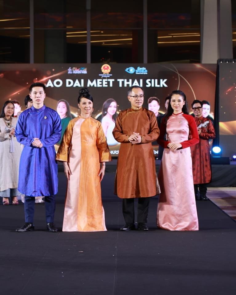 Vietnamese Ambassador to Thailand Phan Chi Thanh and his spouse at the event. Vietnamese Ambassador to Thailand Phan Chi Thanh and his spouse at the event.