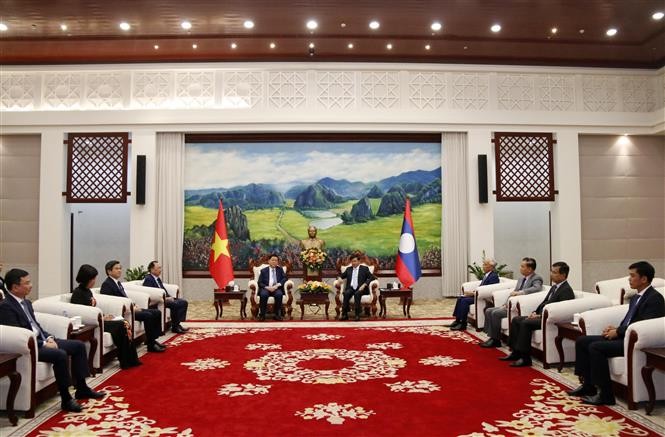 Tổng Bí thư, Chủ tịch nước Lào tiếp đoàn đại biểu Đảng Cộng sản Việt Nam Tổng Bí thư, Chủ tịch nước Lào tiếp đoàn đại biểu Đảng Cộng sản Việt Nam