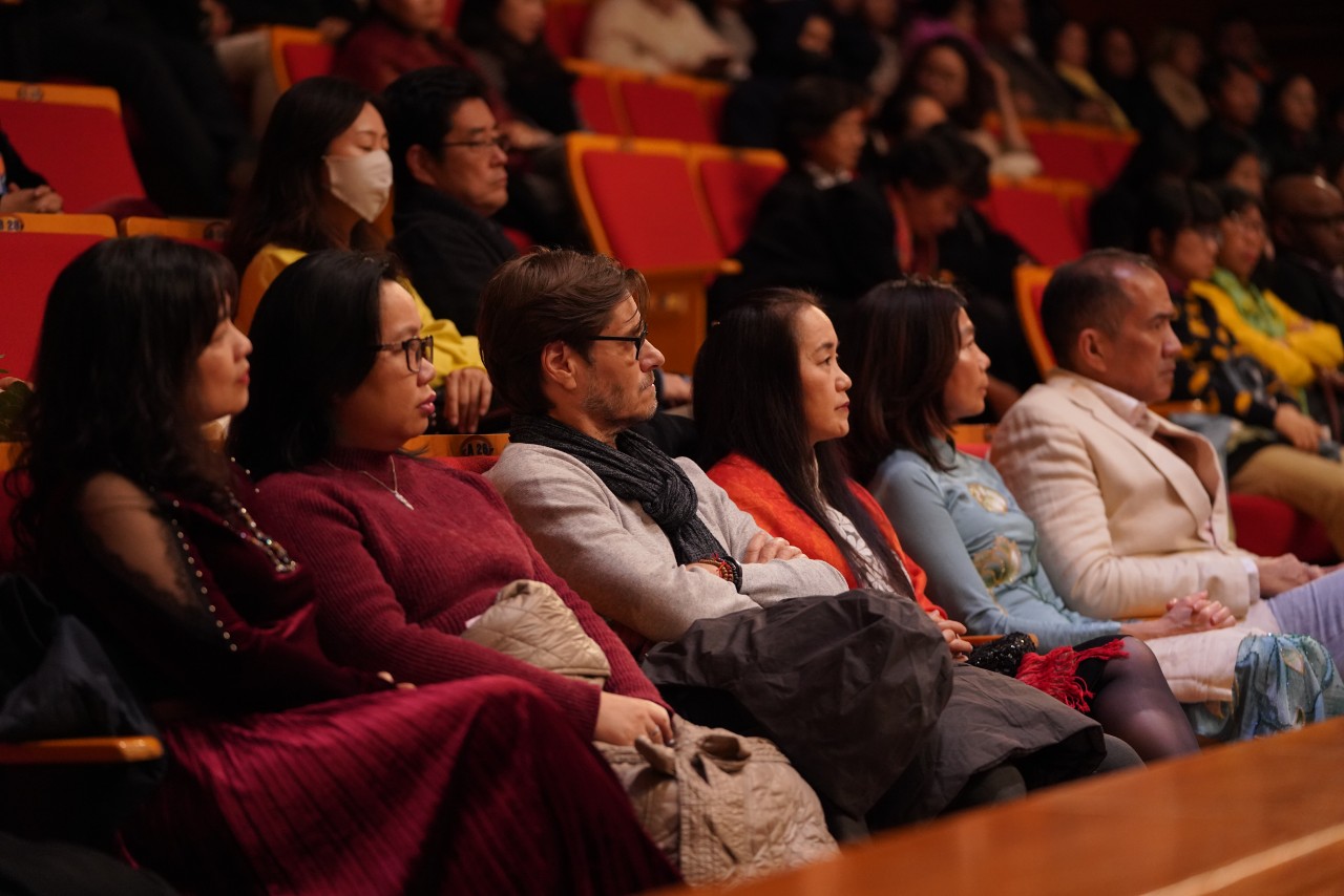 Chương trình hòa nhạc tài năng trẻ “Là con gái để toả sáng” diễn ra tại Hà Nội