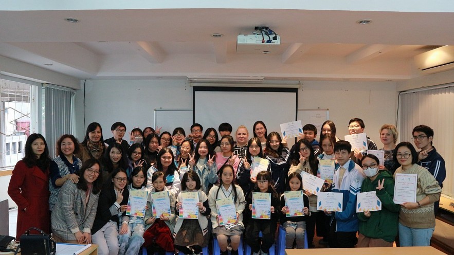 Bringing Russian Literature Closer to Young Vietnamese Bringing Russian Literature Closer to Young Vietnamese