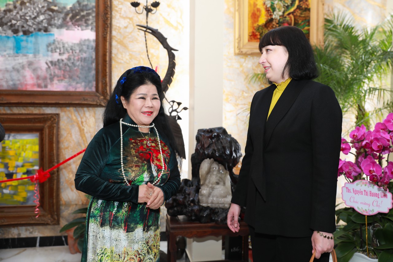 Họa sĩ Văn Dương Thành - Nhà Họa sĩ Văn Dương Thành - Nhà