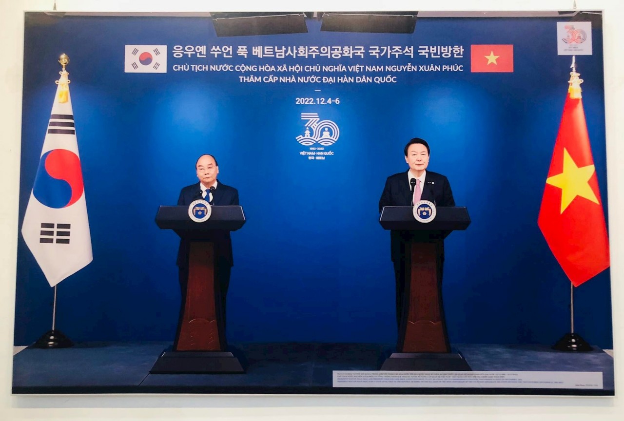 Photos of President Nguyen Xuan Phuc’s recently concluded State visit to the RoK. Photos of President Nguyen Xuan Phuc’s recently concluded State visit to the RoK.