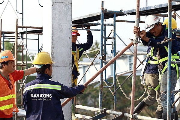 Bảo hiểm TNLĐ, BNN hỗ trợ suốt đời cho công nhân bị tai nạn lao động Bảo hiểm TNLĐ, BNN hỗ trợ suốt đời cho công nhân bị tai nạn lao động