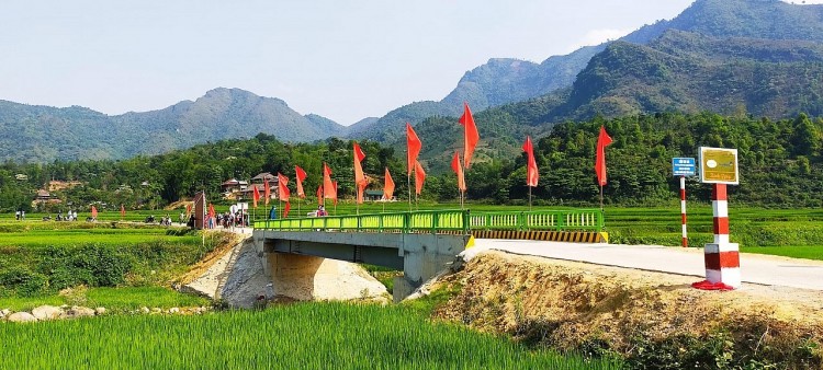 Mường Ảng (Điện Biên) phát triển hạ tầng giao thông Mường Ảng (Điện Biên) phát triển hạ tầng giao thông