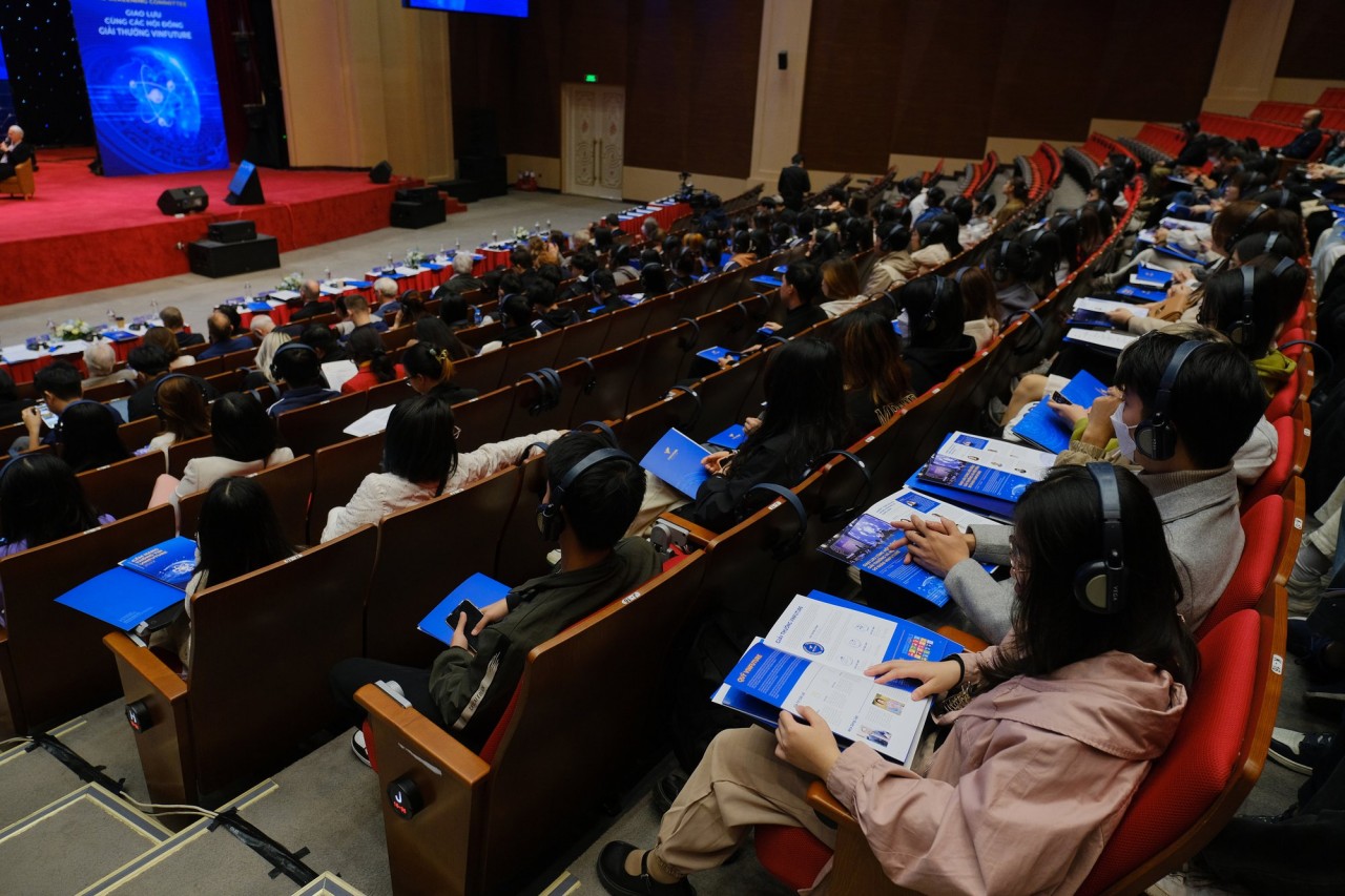 Giáo sư Daniel Kammen: "Tôi tự hào vì Việt Nam có rất nhiều nhà khoa học nữ"