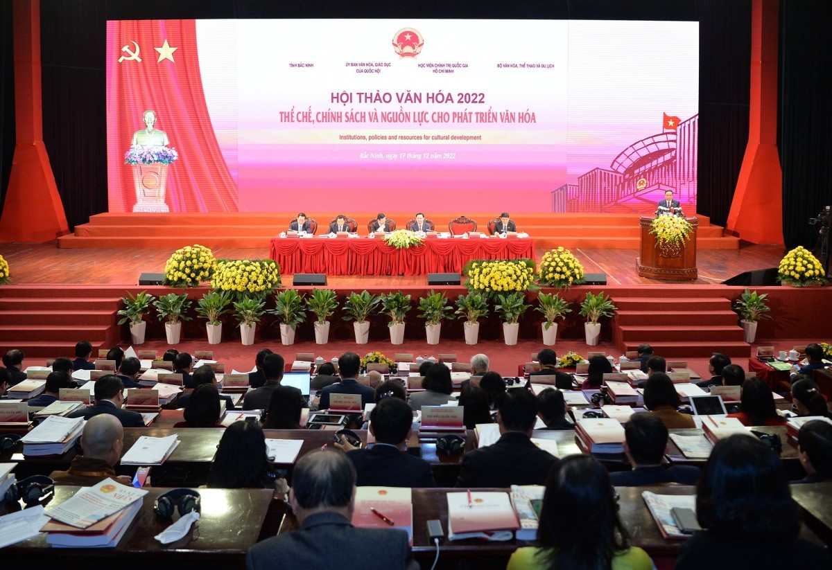 UNESCO sẵn sàng hỗ trợ Việt Nam đưa văn hóa vào trung tâm chính sách phát triển UNESCO sẵn sàng hỗ trợ Việt Nam đưa văn hóa vào trung tâm chính sách phát triển