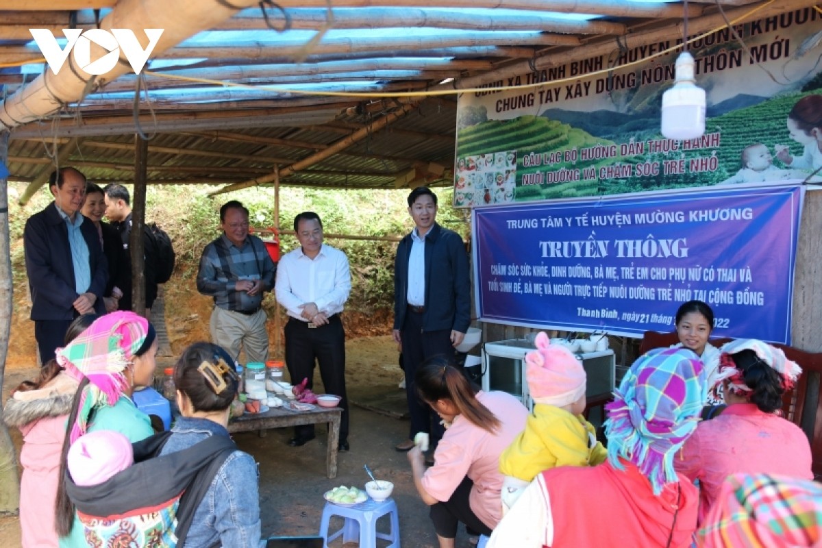 Nỗ lực giảm tỉ lệ suy dinh dưỡng cho trẻ em vùng cao Lào Cai Nỗ lực giảm tỉ lệ suy dinh dưỡng cho trẻ em vùng cao Lào Cai