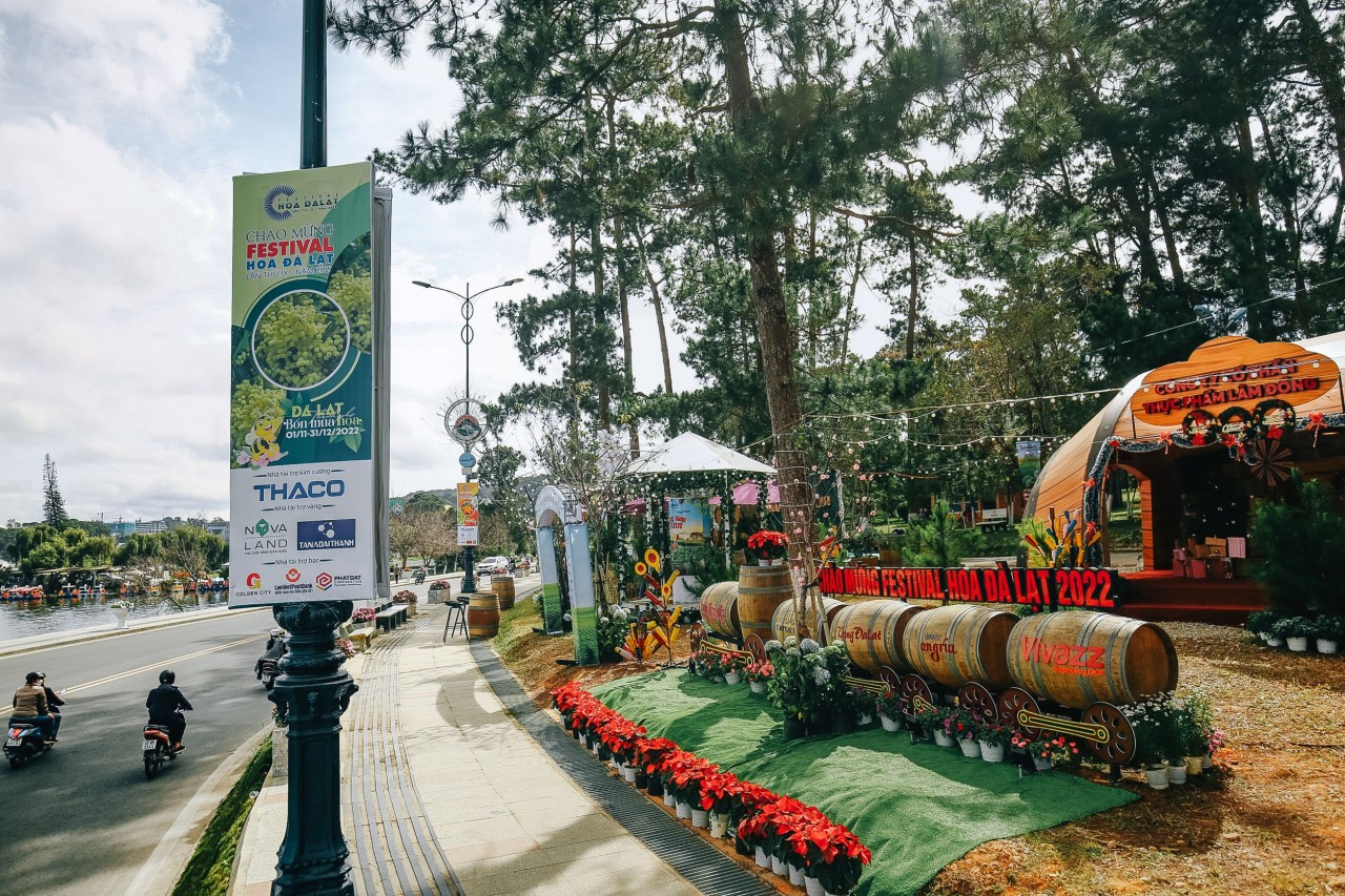 Tân Á Đại Thành là nhà tài trợ vàng cho Festival Hoa Đà Lạt lần thứ IX năm 2022 Tân Á Đại Thành là nhà tài trợ vàng cho Festival Hoa Đà Lạt lần thứ IX năm 2022