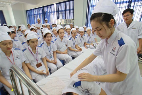 Doanh nghiệp xuất khẩu lao động được hỗ trợ giải quyết rủi ro liên quan đến người lao động Doanh nghiệp xuất khẩu lao động được hỗ trợ giải quyết rủi ro liên quan đến người lao động