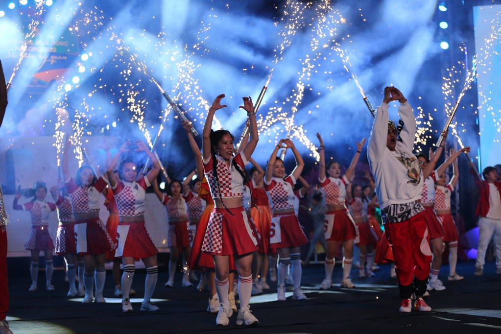 Sôi động Lễ hội Carnaval mùa đông Hạ Long 2022 Sôi động Lễ hội Carnaval mùa đông Hạ Long 2022