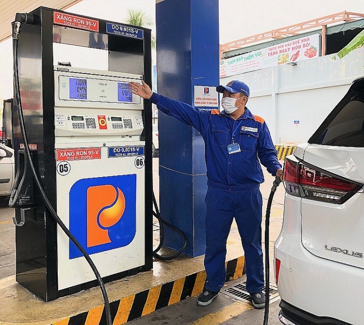 Petrolimex hoàn thành tốt việc cung ứng xăng, dầu cho nền kinh tế