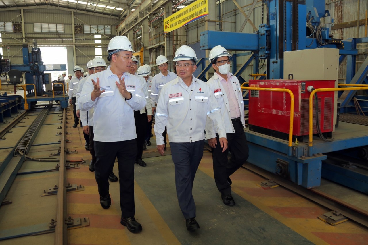 Tổng giám đốc PTSC Lê Mạnh Cường: Luôn tìm kiếm giải pháp mới để giữ trọn niềm tin của khách hàng Tổng giám đốc PTSC Lê Mạnh Cường: Luôn tìm kiếm giải pháp mới để giữ trọn niềm tin của khách hàng