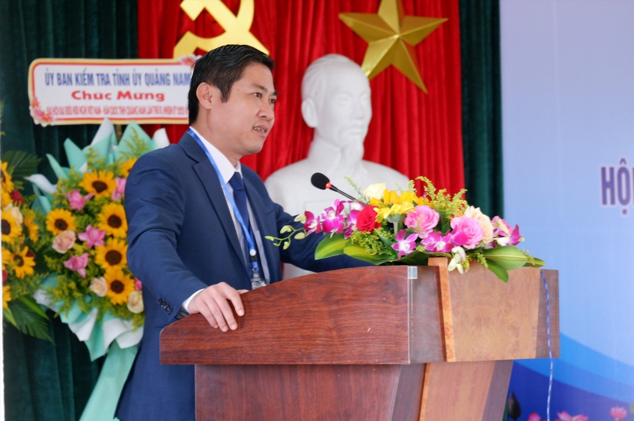 Ông Phan Thái Bình - Chủ nhiệm Ủy ban Kiểm tra Tỉnh ủy , Chủ tịch Hội Hữu nghị Việt Nam - Hàn Quốc phát biểu tại Đại hội. Ông Phan Thái Bình - Chủ nhiệm Ủy ban Kiểm tra Tỉnh ủy , Chủ tịch Hội Hữu nghị Việt Nam - Hàn Quốc phát biểu tại Đại hội.