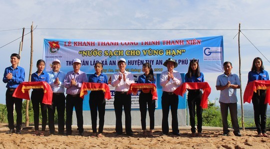 Phú Yên phấn đấu đến năm 2025, tối thiểu 55% dân số nông thôn được tiếp cận nước sạch đạt chuẩn Phú Yên phấn đấu đến năm 2025, tối thiểu 55% dân số nông thôn được tiếp cận nước sạch đạt chuẩn