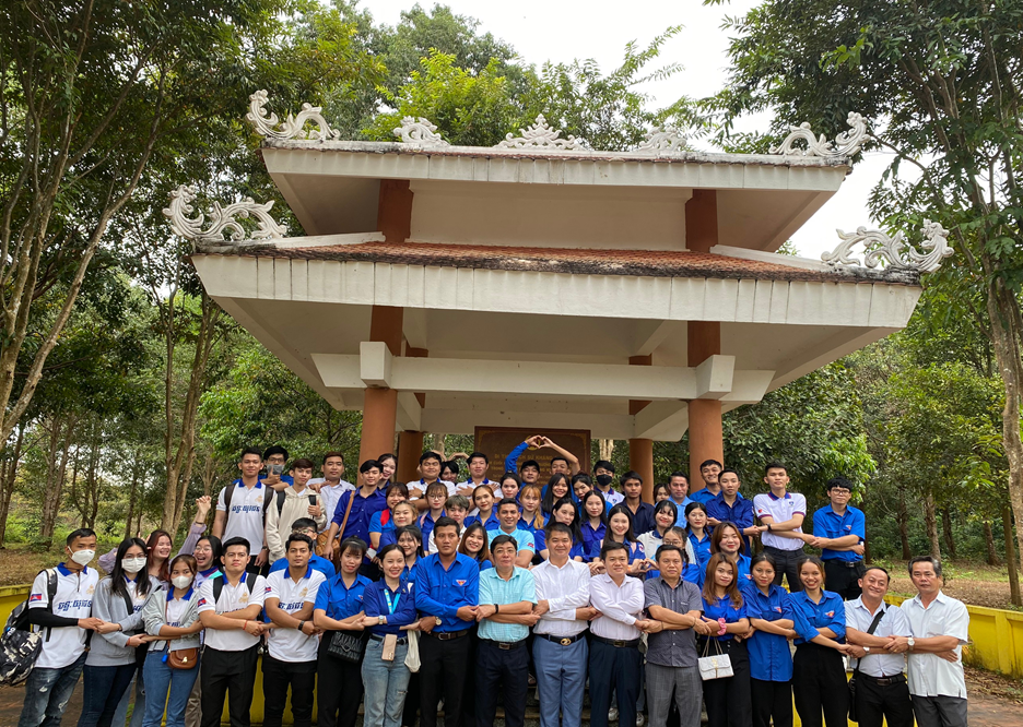 Bình Phước làm tốt công tác đối ngoại với phía bạn Campuchia trong năm 2022 Bình Phước làm tốt công tác đối ngoại với phía bạn Campuchia trong năm 2022