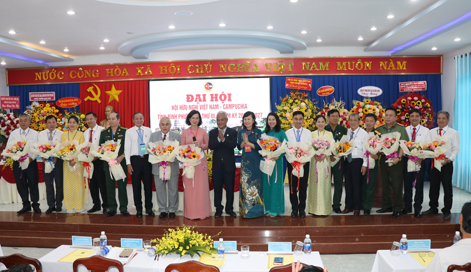 Bình Phước làm tốt công tác đối ngoại với phía bạn Campuchia trong năm 2022 Bình Phước làm tốt công tác đối ngoại với phía bạn Campuchia trong năm 2022