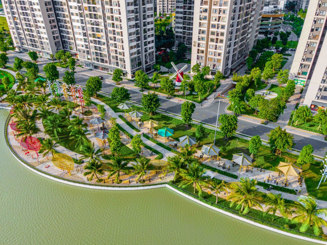Vinhomes Ocean Park hấp dẫn giới chuyên gia nước ngoài nhờ không gian sống xanh khoáng đạt và tiêu chuẩn sống vượt trội. Vinhomes Ocean Park hấp dẫn giới chuyên gia nước ngoài nhờ không gian sống xanh khoáng đạt và tiêu chuẩn sống vượt trội.