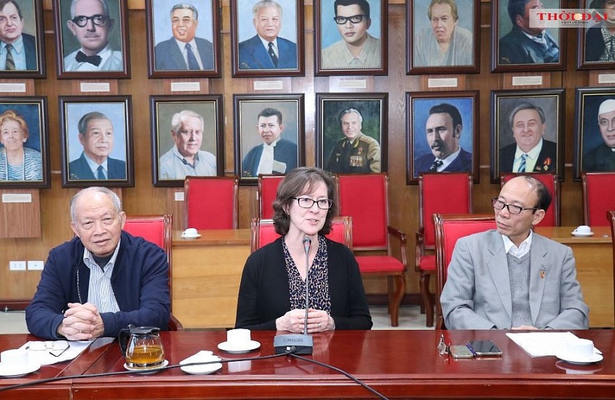 PeaceTrees Vietnam and VUFO Work to Enhance Vietnam - US People-to-people Relations PeaceTrees Vietnam and VUFO Work to Enhance Vietnam - US People-to-people Relations