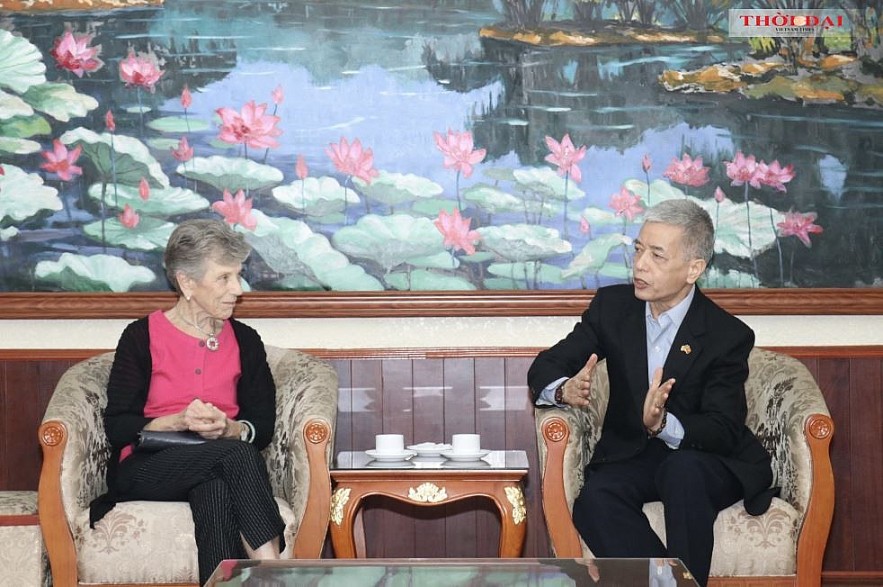 PeaceTrees Vietnam and VUFO Work to Enhance Vietnam - US People-to-people Relations PeaceTrees Vietnam and VUFO Work to Enhance Vietnam - US People-to-people Relations