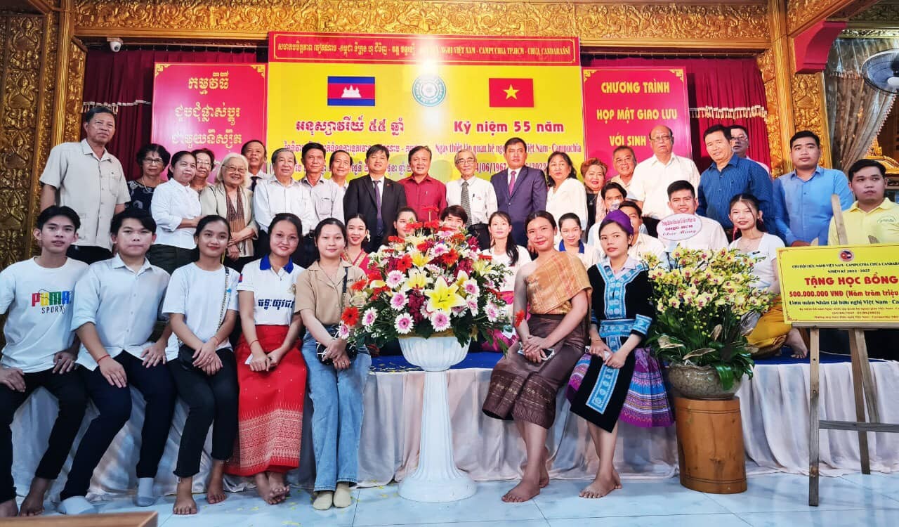 Ho Chi Minh City's Vietnam - Cambodia Friendship Association Focuses on Voluntary, Charity Work Ho Chi Minh City's Vietnam - Cambodia Friendship Association Focuses on Voluntary, Charity Work