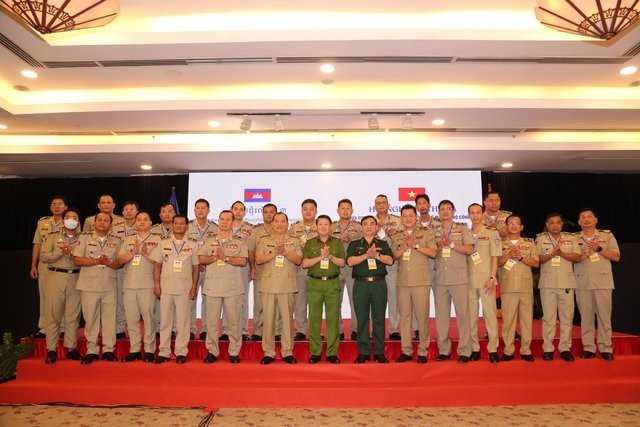 Vietnam, Cambodia Strengthen Measures to Control Illegal Drug Trade Vietnam, Cambodia Strengthen Measures to Control Illegal Drug Trade