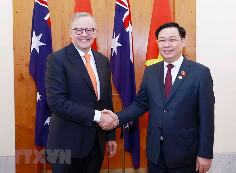 Cựu Đại sứ Australia: Việt Nam đã thay đổi ngoạn mục sau 40 năm | Phong cách | Vietnam+ (VietnamPlus) Cựu Đại sứ Australia: Việt Nam đã thay đổi ngoạn mục sau 40 năm | Phong cách | Vietnam+ (VietnamPlus)