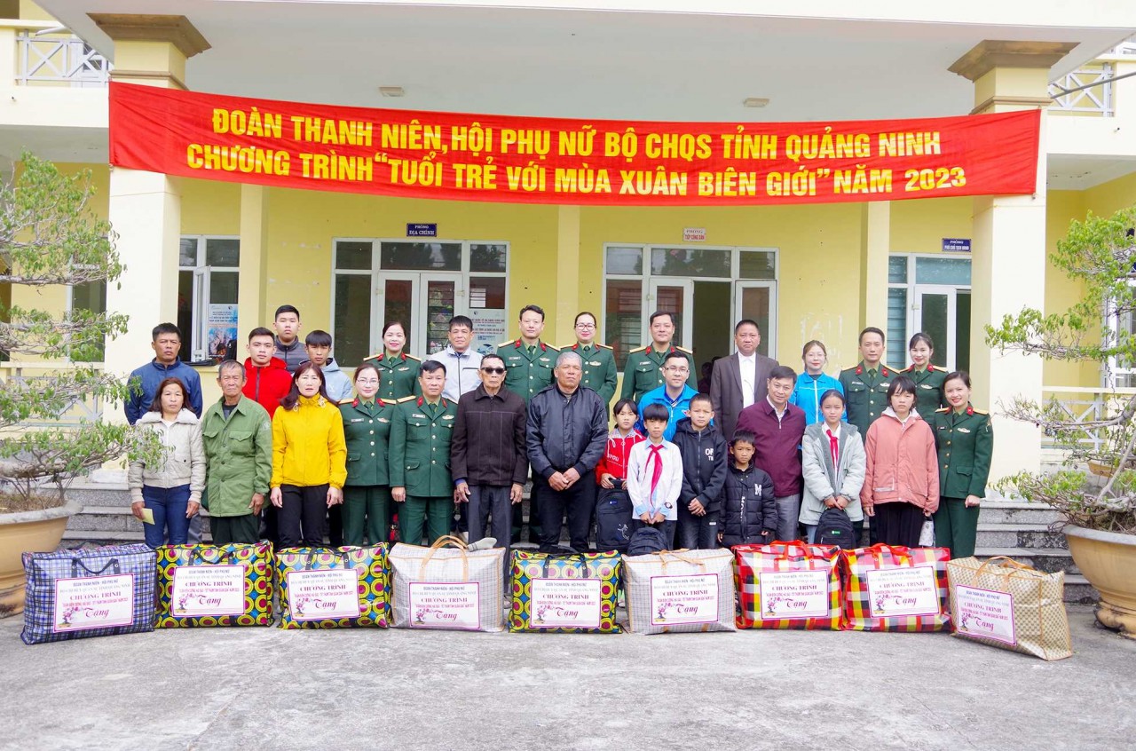 Xuân biên cương, Tết hải đảo diễn ra sôi nổi trên các tỉnh thành Xuân biên cương, Tết hải đảo diễn ra sôi nổi trên các tỉnh thành